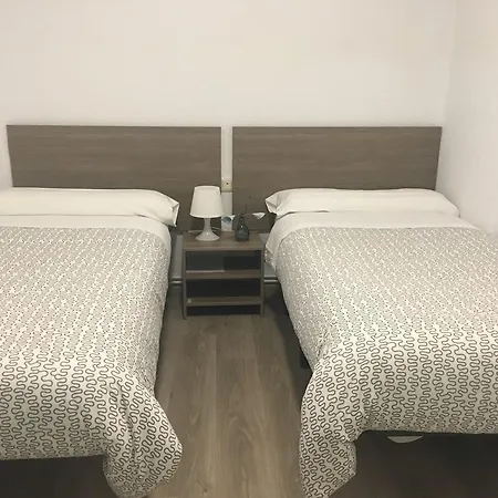 Ξενοδοχείο Hostal Restaurante Montserrat *