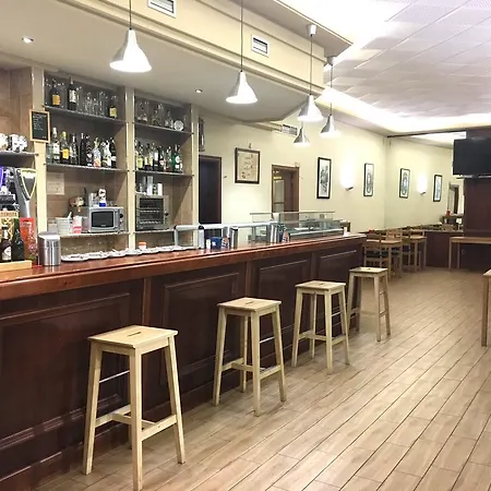 Hostal Restaurante Montserrat Peñaranda de Bracamonte